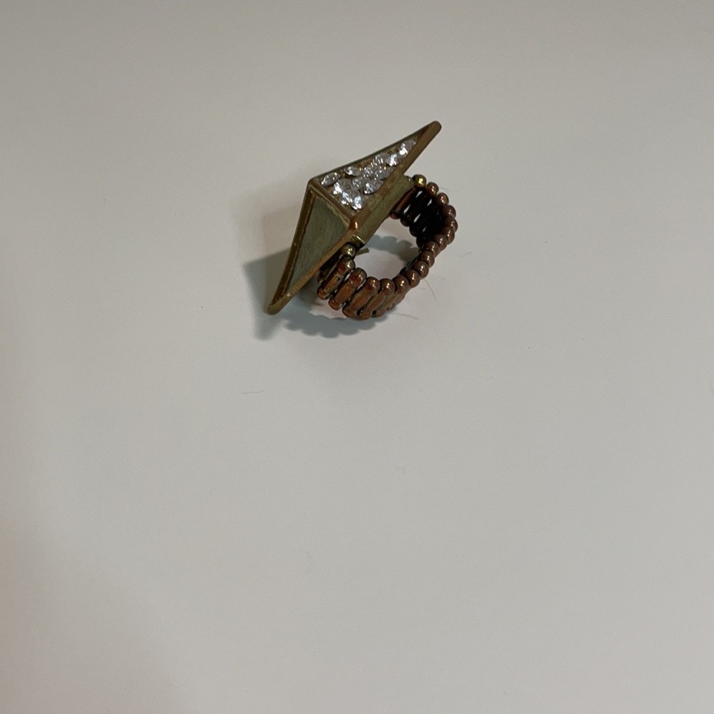 Gold square ring - Picture 2 of 4